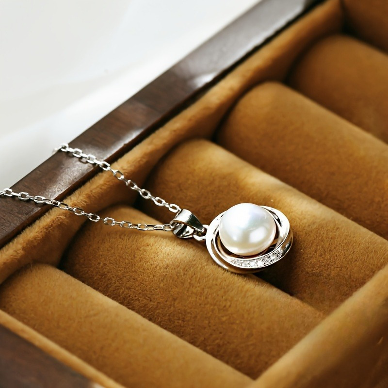 Travel Accessories Market - Simple and stylish Imitation Pearl pendant