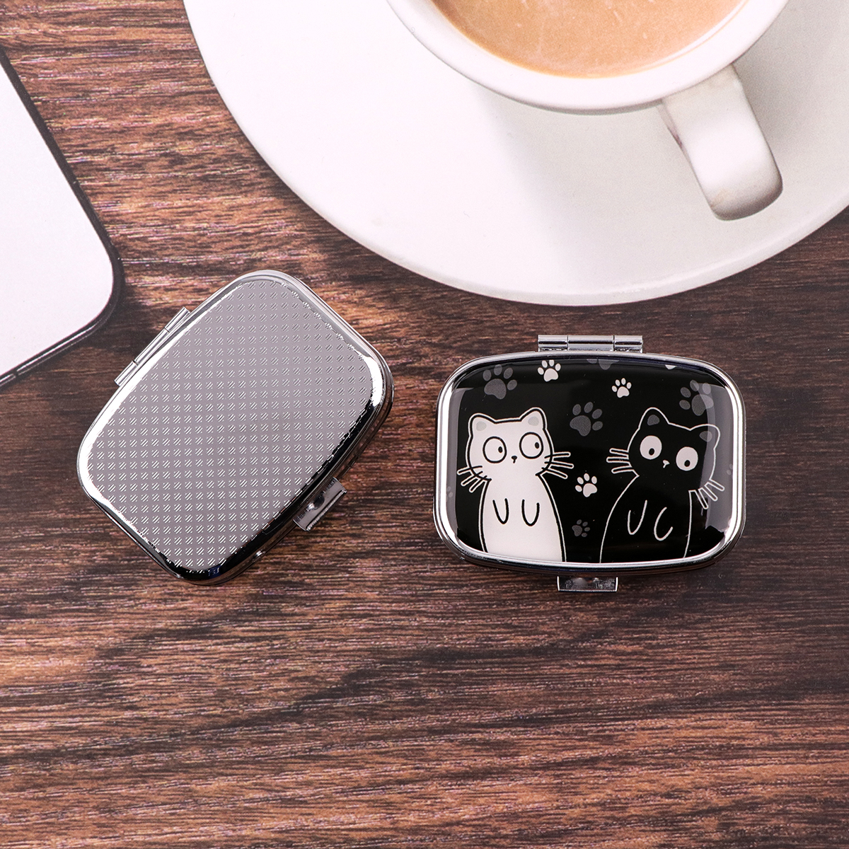 Cartoon Black And White Cat Tr - Travel Accessories Cute ulasan dan harga